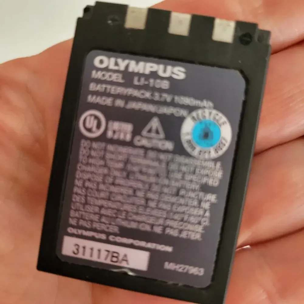 Genuine OEM Olympus Battery LI-10B 3.7V 1090Mah